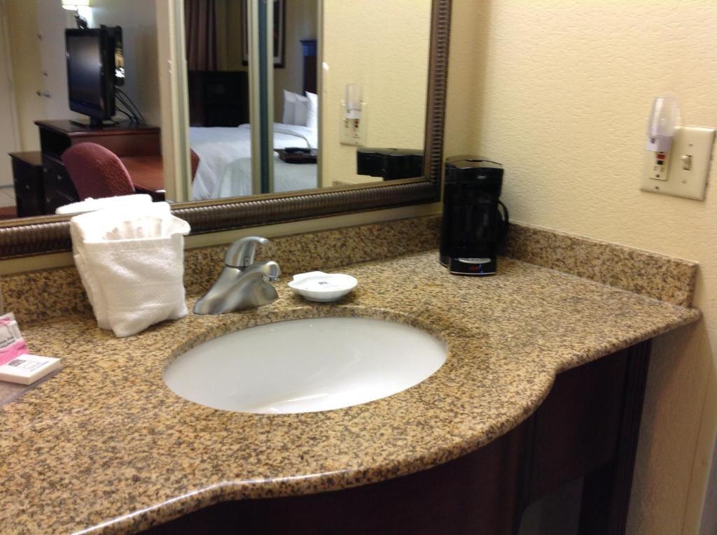 Baymont Inn & Suites By Wyndham The Woodlands Shenandoah Cameră foto