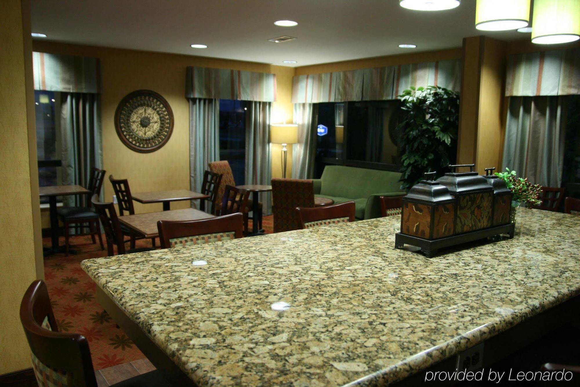 Baymont Inn & Suites By Wyndham The Woodlands Shenandoah Interior foto