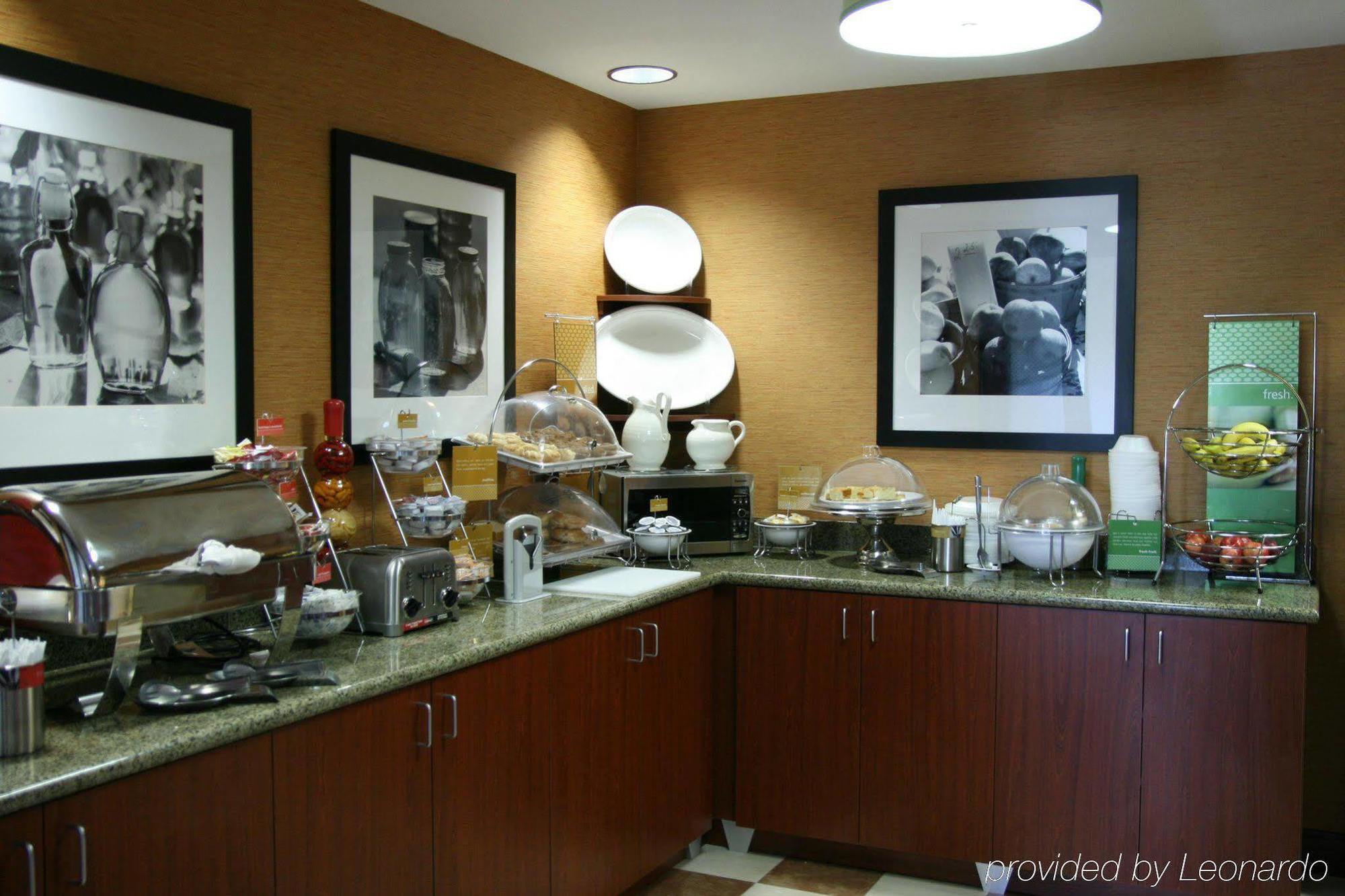 Baymont Inn & Suites By Wyndham The Woodlands Shenandoah Restaurant foto