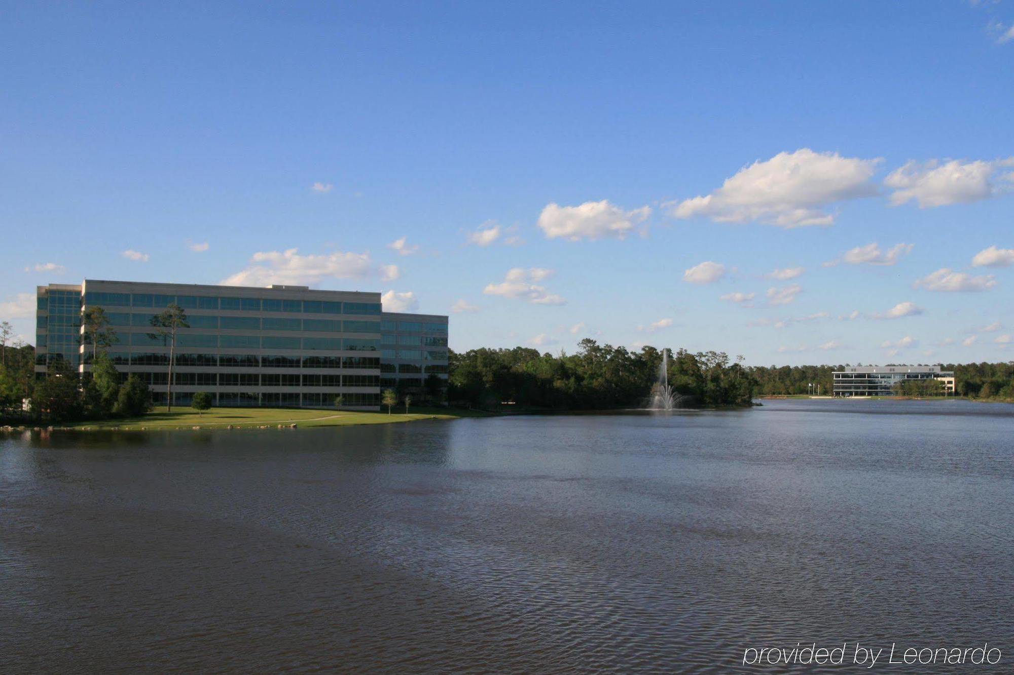 Baymont Inn & Suites By Wyndham The Woodlands Shenandoah Exterior foto